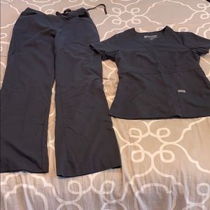 Grey’s Anatomy Charcoal Scrub Set